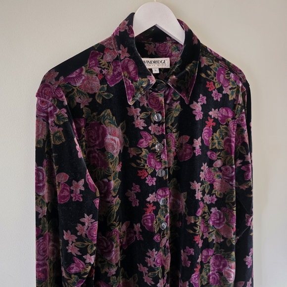 Windridge L Vintage 90s Whimsigoth Dark Romantic Floral Velvet Boyfriend Shirt - Picture 5 of 15